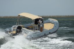Bombard Explorer 500 Gris