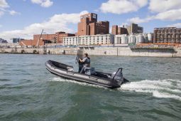 Bombard Explorer 550 Black
